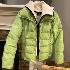 Bogner Women’s Ski Jacket in neon green with removable hood- Size 4